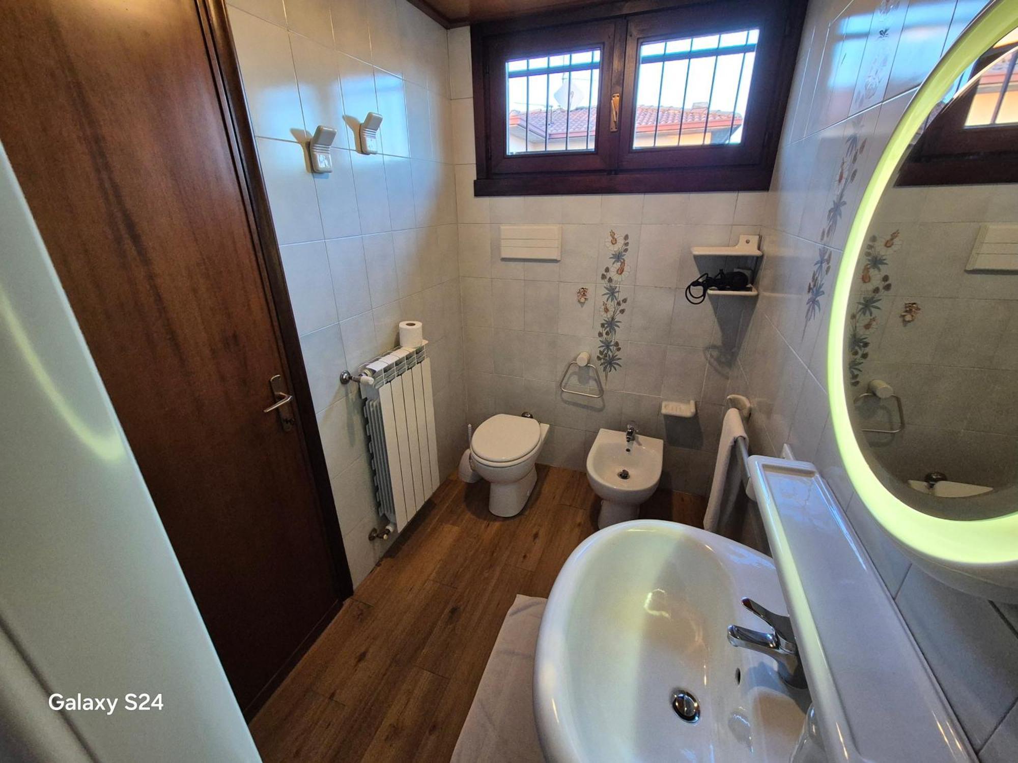 Eve House Gardalake โลนาโต ภายนอก รูปภาพ