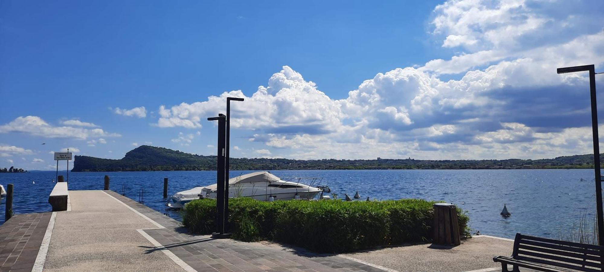 Eve House Gardalake โลนาโต ภายนอก รูปภาพ